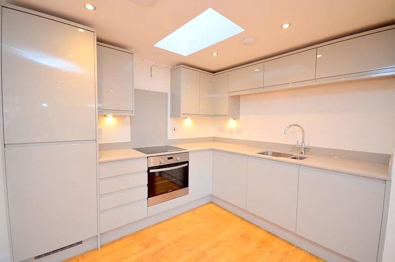 Property photo 3 of 6 Picture No. 02