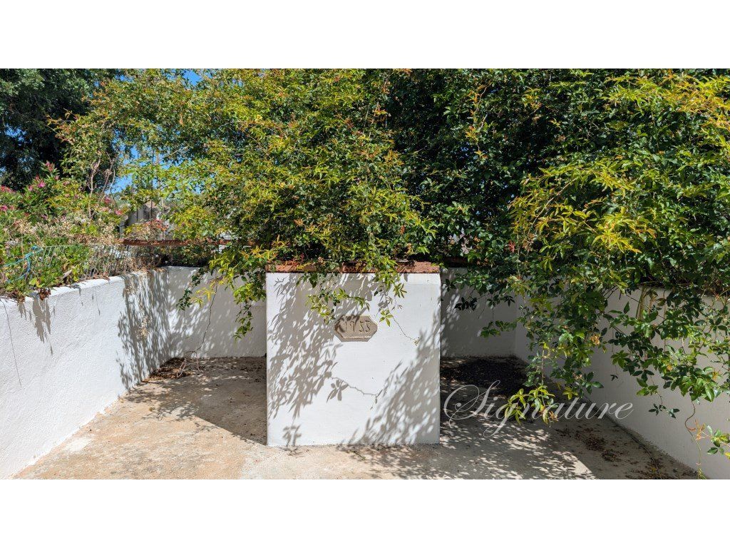 Property photo 3 of 47