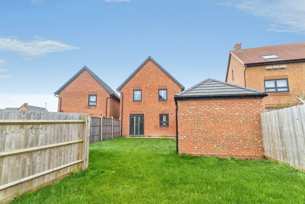 Property photo 2 of 15