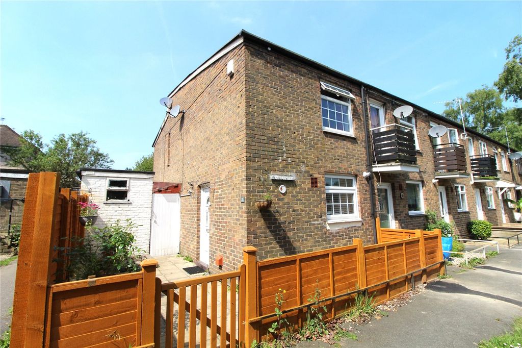 Property photo 1 of 9 Exterior