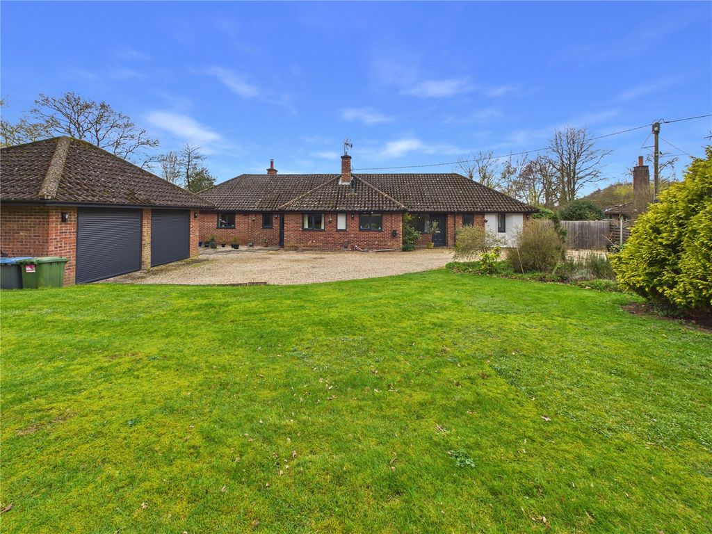Property photo 1 of 33 Picture No. 40