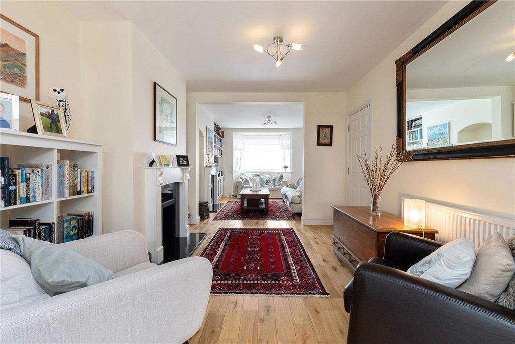 Property photo 3 of 12 Picture No. 02