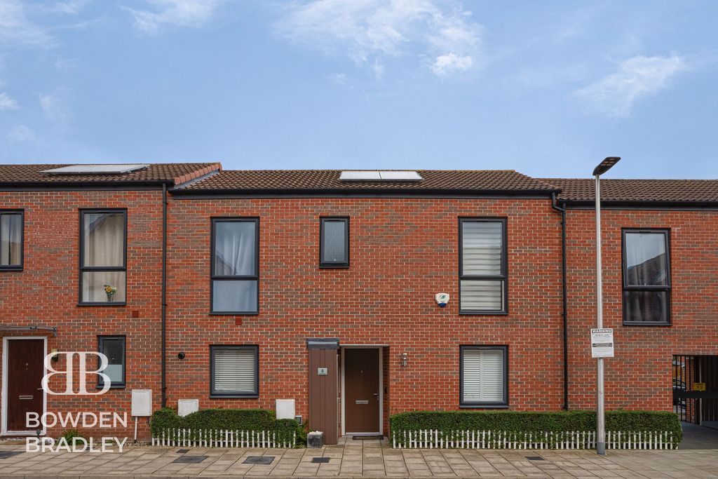 Property photo 1 of 21