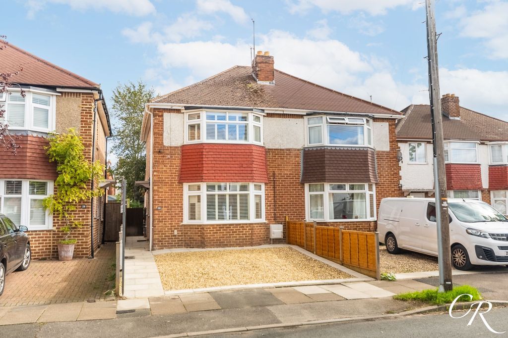 Property photo 1 of 11