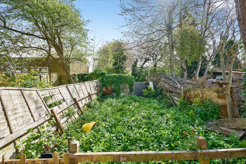 Property photo 2 of 17 Pbox-Img.Jpg