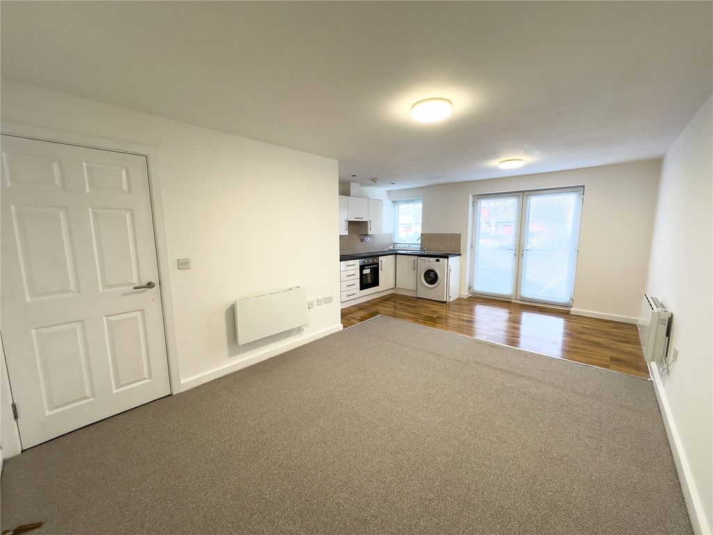 Property photo 1 of 10 Picture No. 08