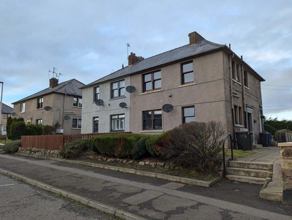 Property photo 2 of 27