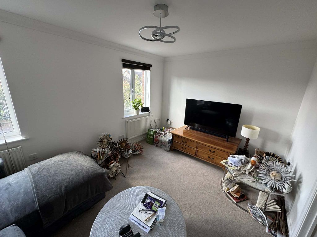 Additional image 4 of 4 bed town house to rentUrquhart Road, Thatcham RG19