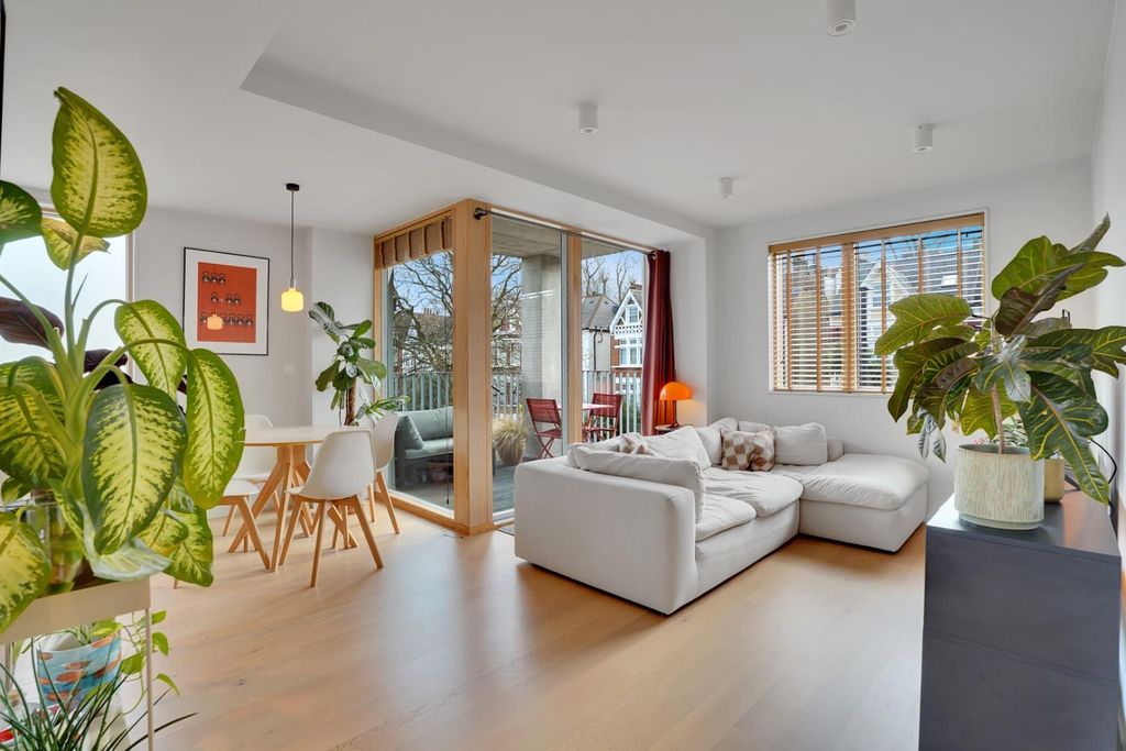 Property photo 1 of 13 Dsc06014.Jpg