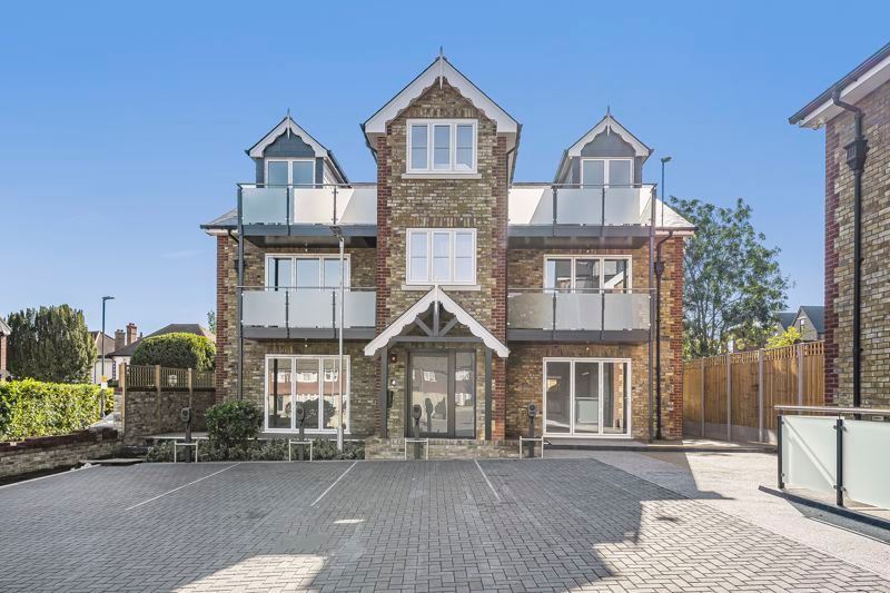 Property photo 2 of 14 External