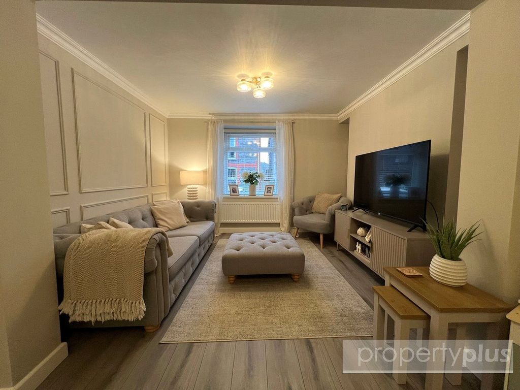 Property photo 3 of 16 Picture No. 08