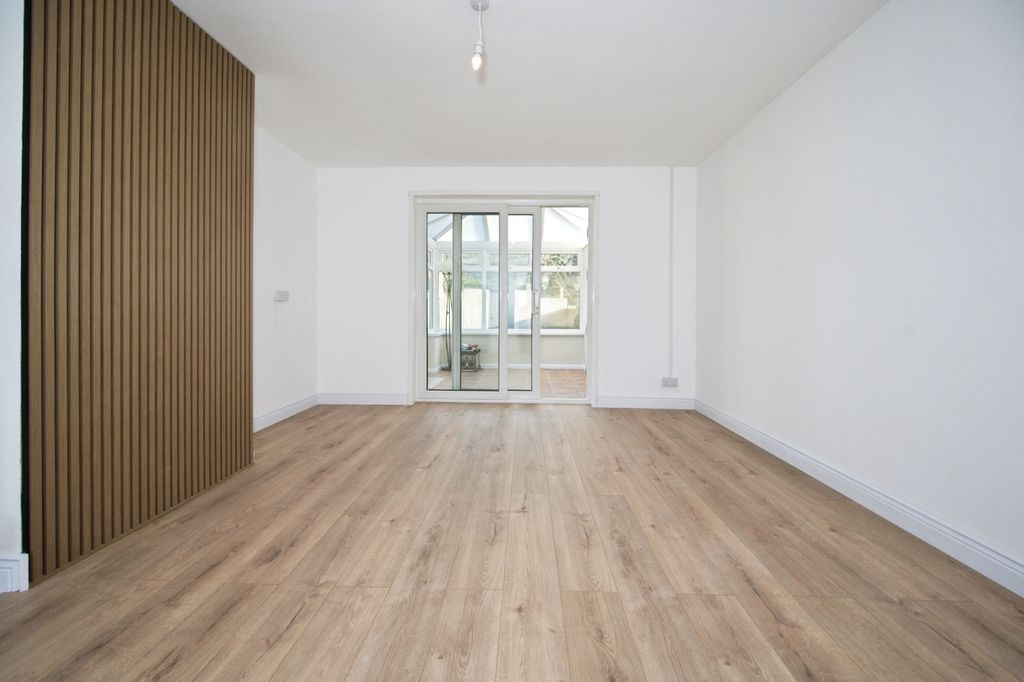 Property photo 3 of 24 Reception Room