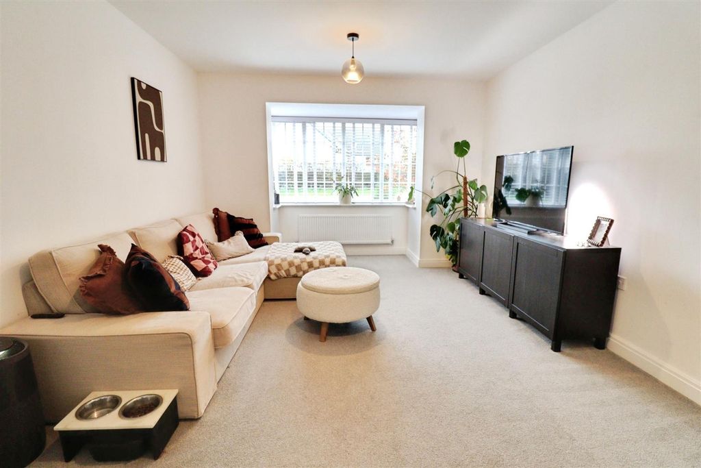 Property photo 3 of 27 Afb8F27c-Img_7744-Img_7746.Jpg