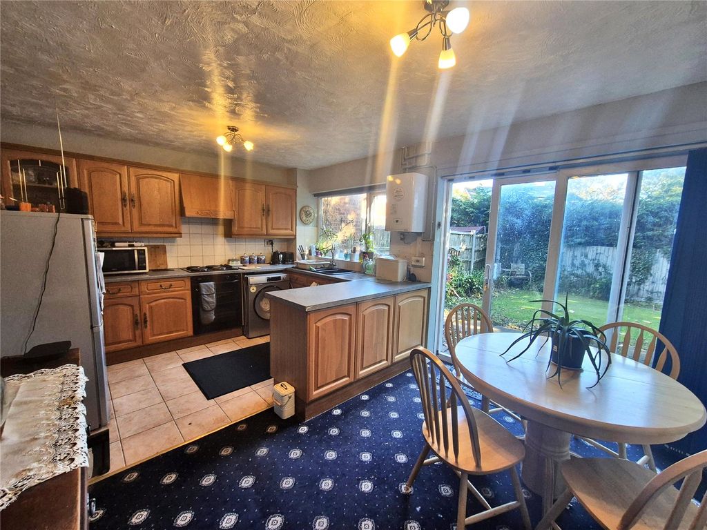 Property photo 3 of 19 Kitchen/Dining Room