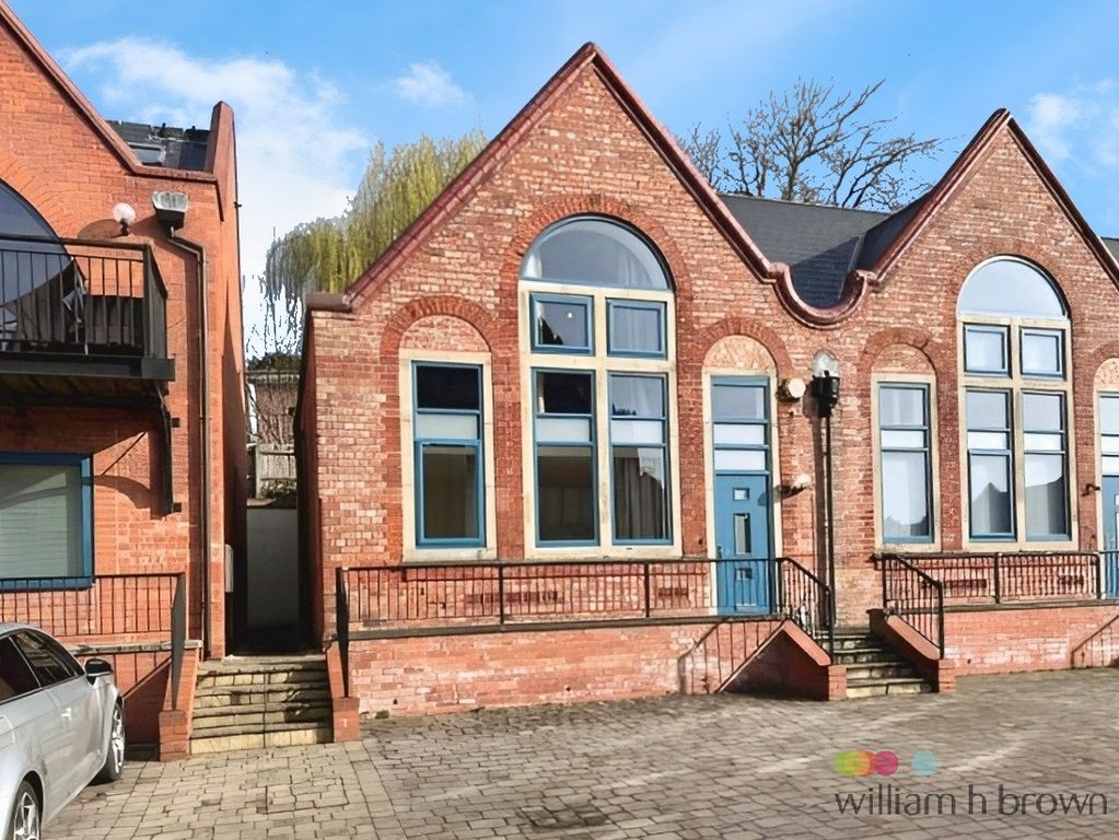 Property photo 2 of 17 Image