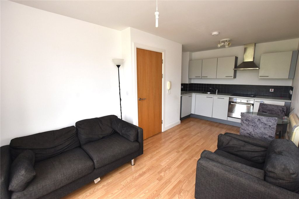 Property photo 2 of 8 Picture No. 02