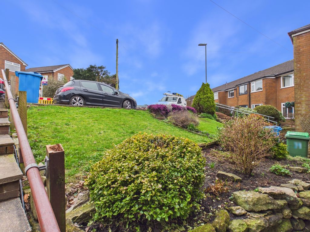 Property photo 2 of 19 Cam03729G0-Pr0268-Still009