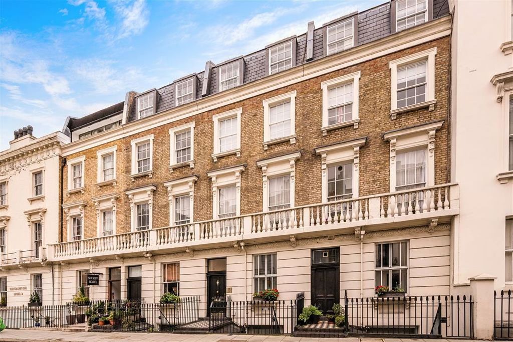 Property photo 1 of 5