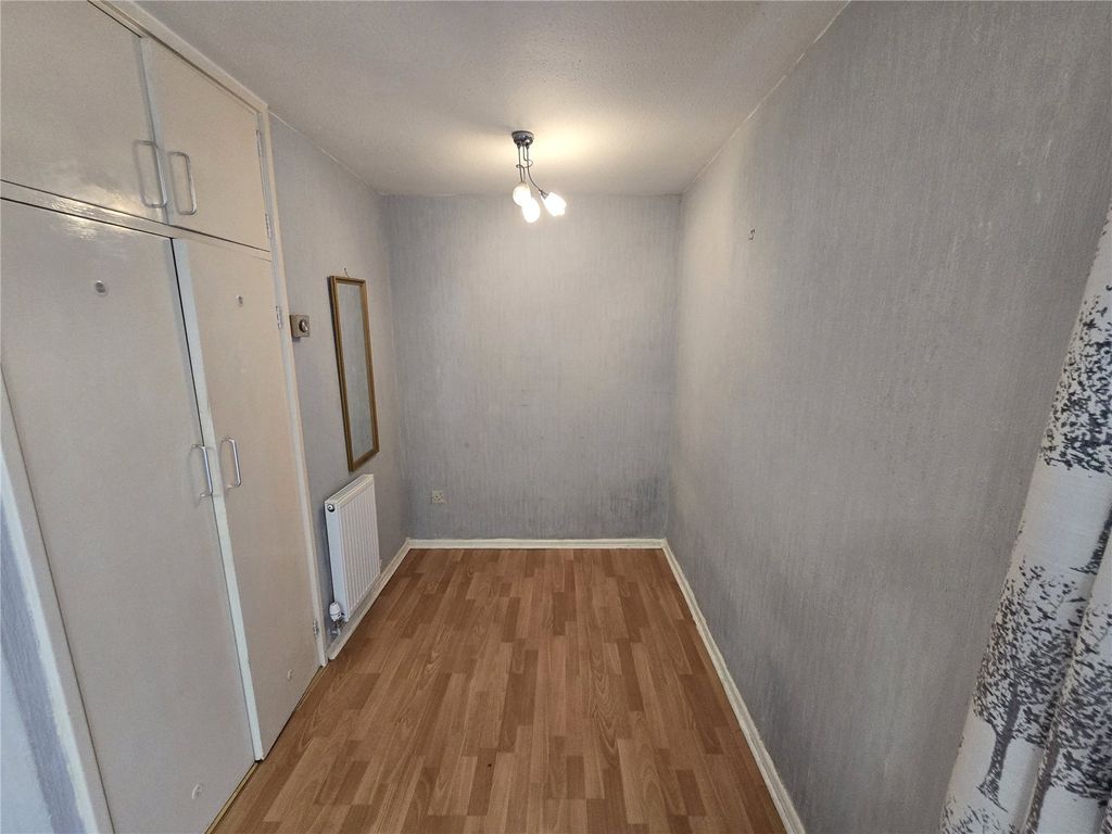 Property photo 3 of 5 Picture No. 03