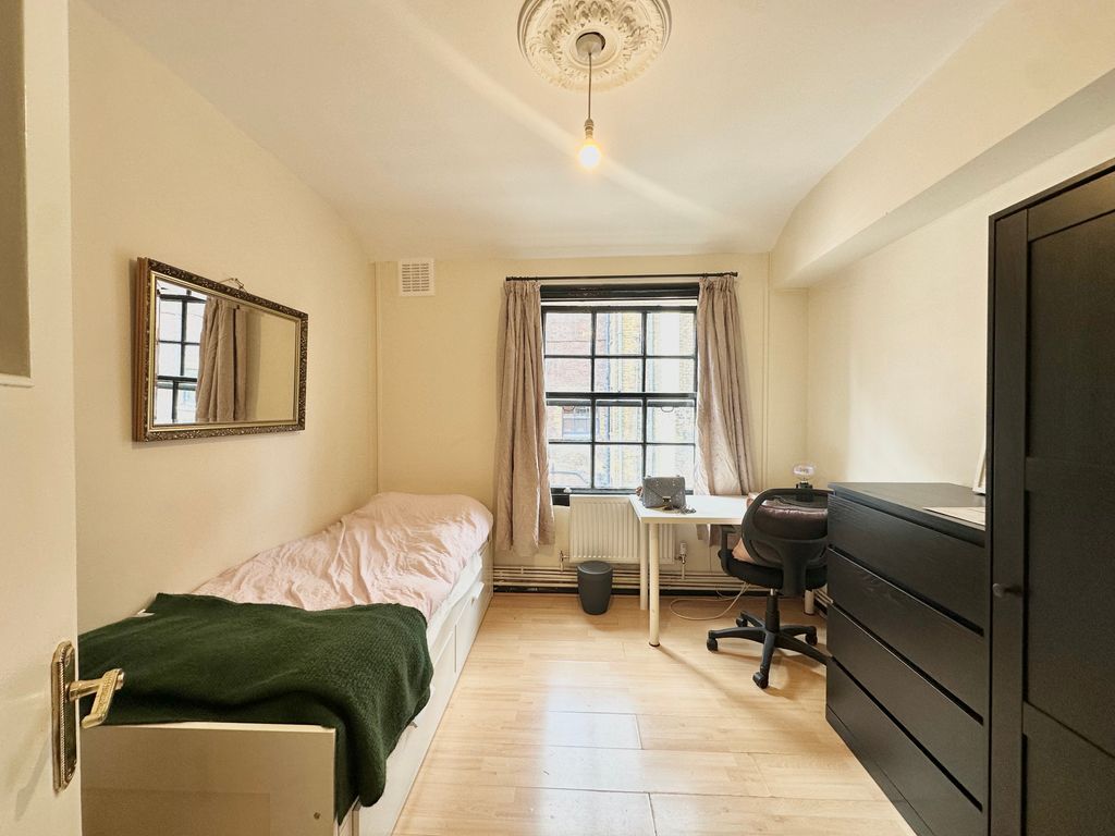 Property photo 2 of 8 Image