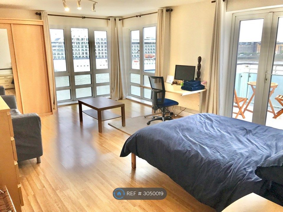 Property photo 2 of 22 River View Room