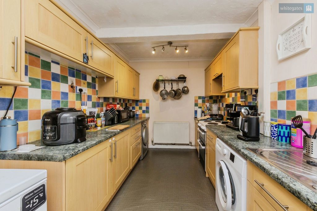 Property photo 3 of 14 Pbox-Img.Jpg