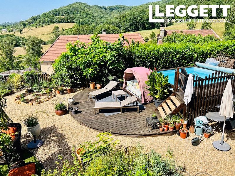 Property photo 3 of 10