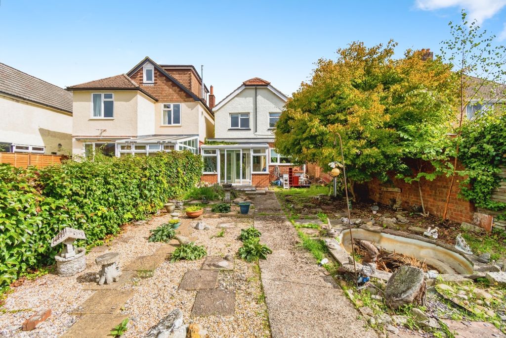 Property photo 3 of 17 Photo