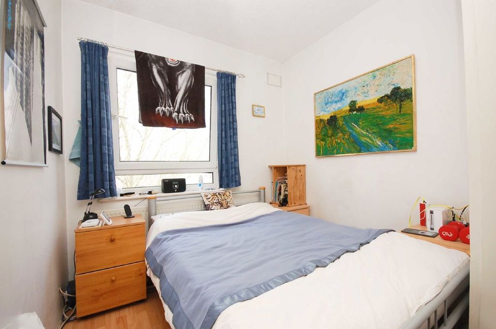 Property photo 2 of 6