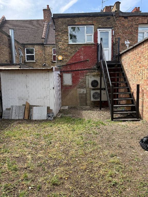 Property photo 2 of 16 Photo 1