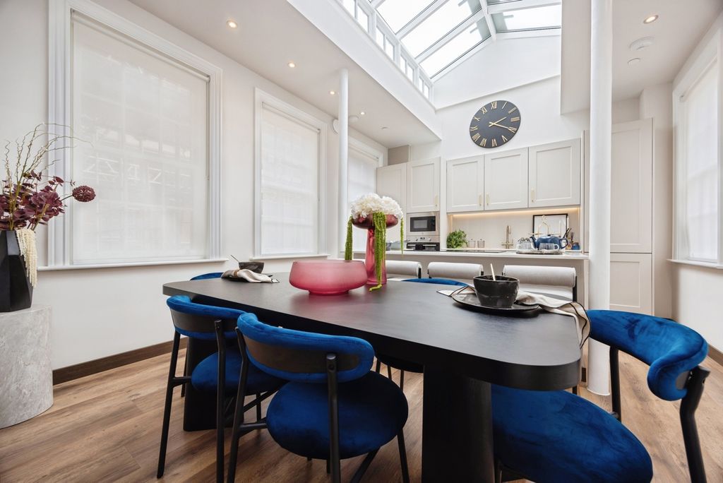 Property photo 3 of 19 Pbox-Img.Jpg
