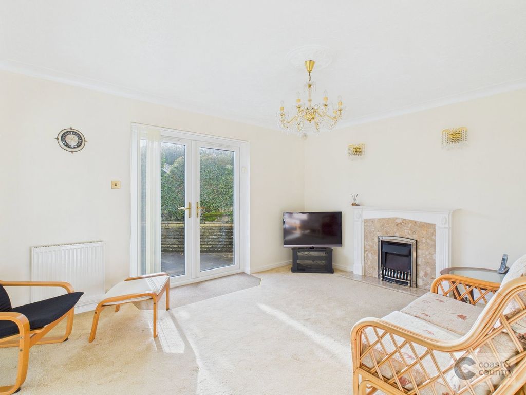 Property photo 2 of 22
