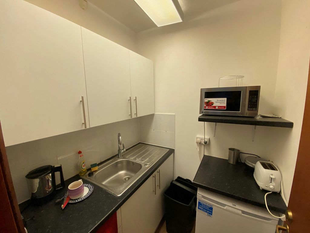 Property photo 3 of 4 09.Jpg