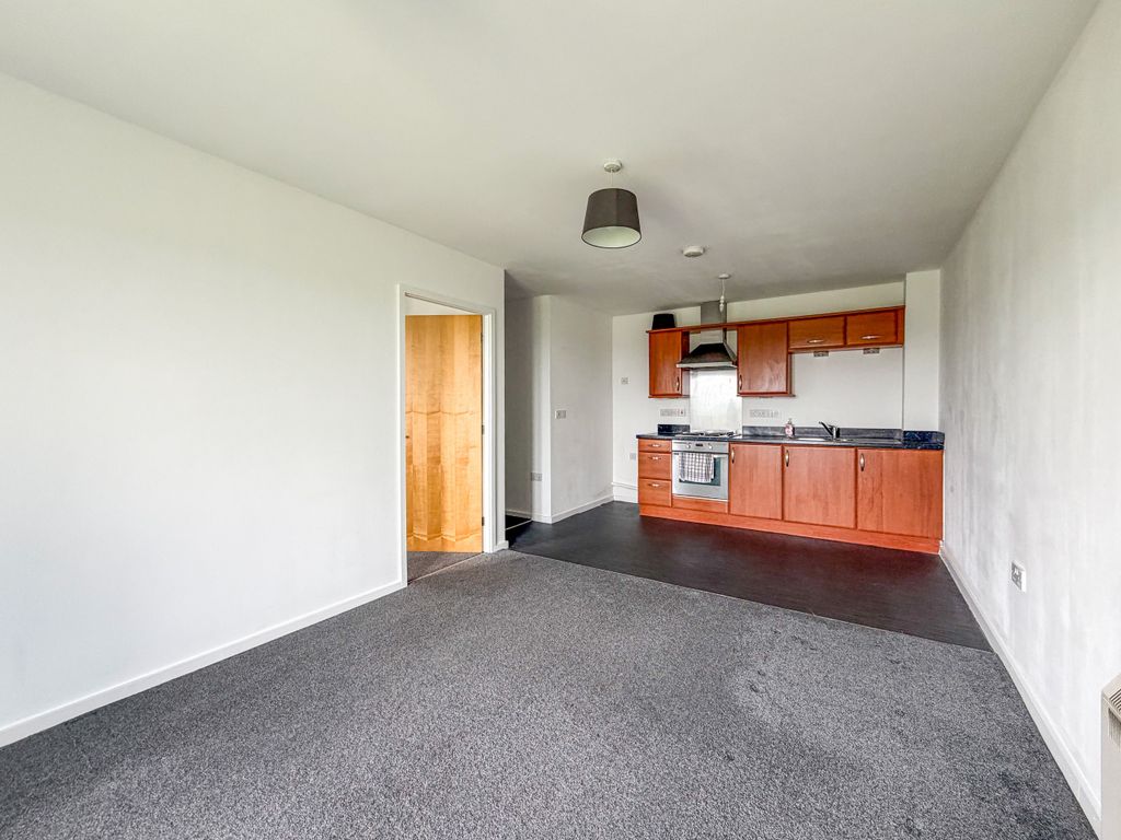 Property photo 3 of 8 Kitchen/Diner