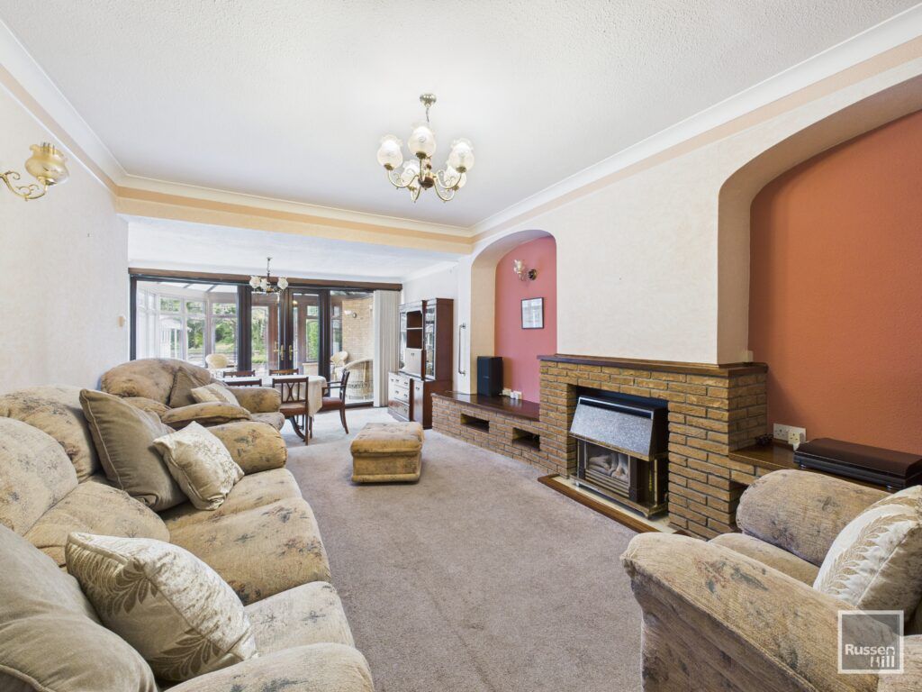 Property photo 2 of 17