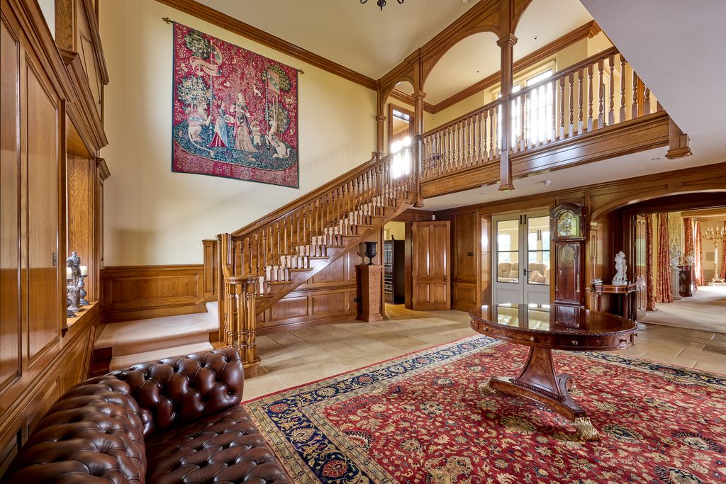 Property photo 3 of 43