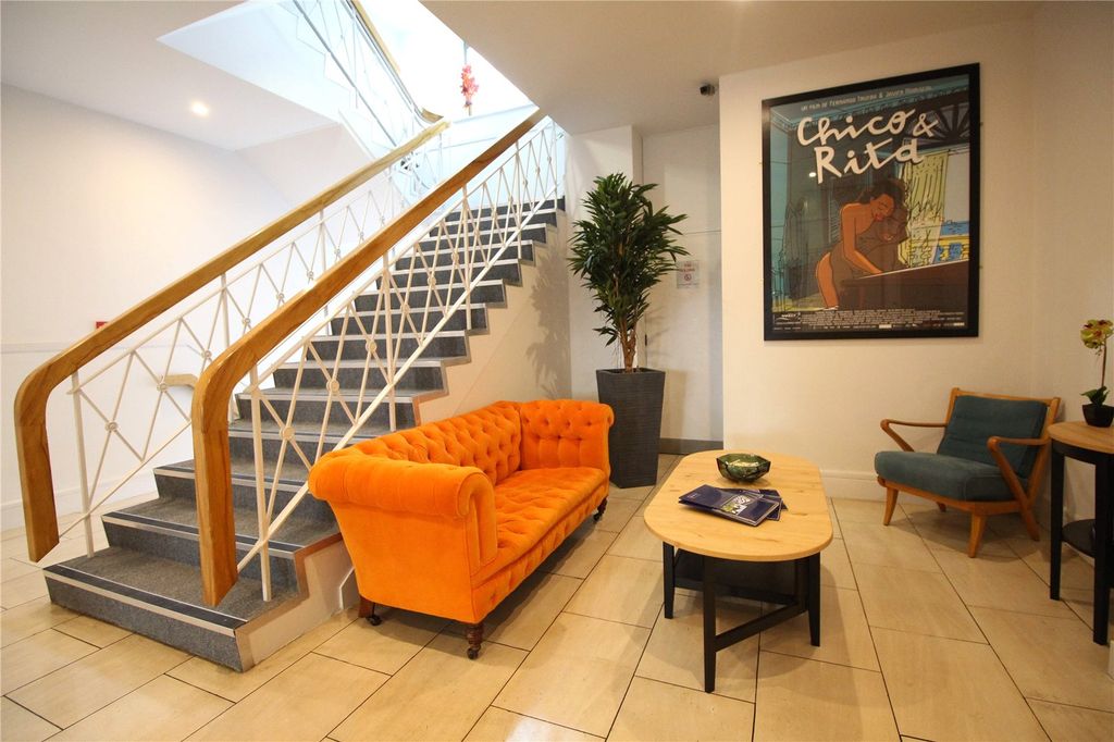 Property photo 3 of 12 Picture No. 24