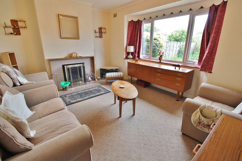 Property photo 3 of 15