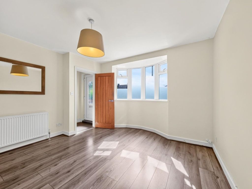 Property photo 2 of 17 Pnmb0759.Jpg