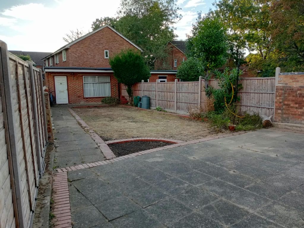 Property photo 2 of 11