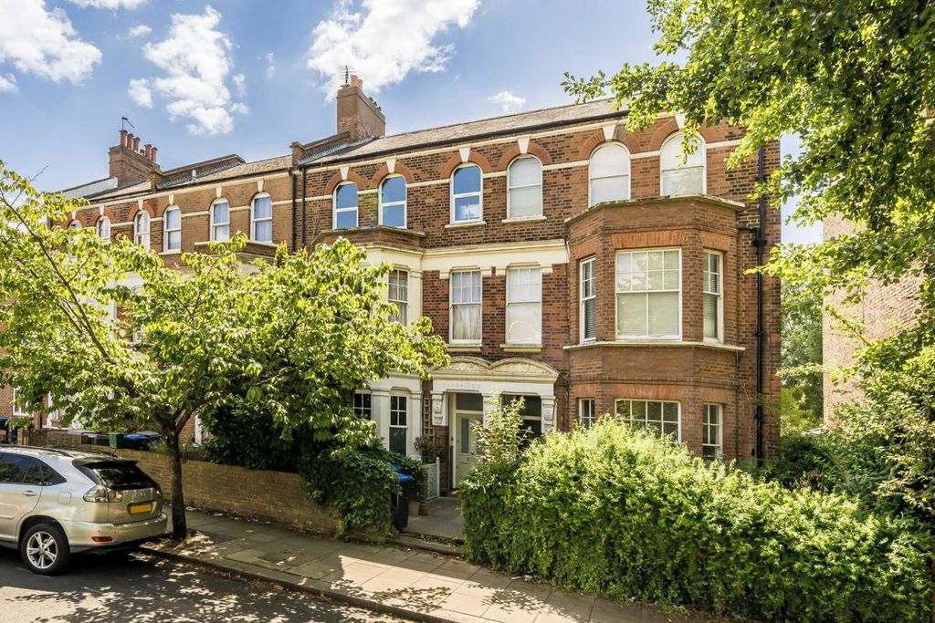 Property photo 1 of 7