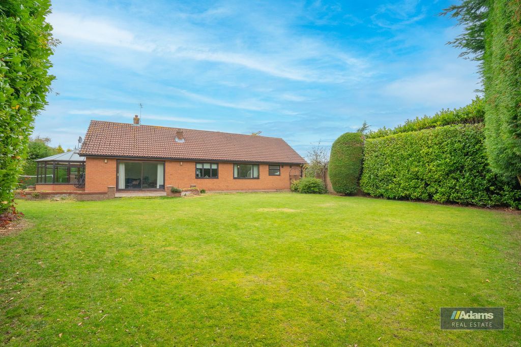 Property photo 2 of 48