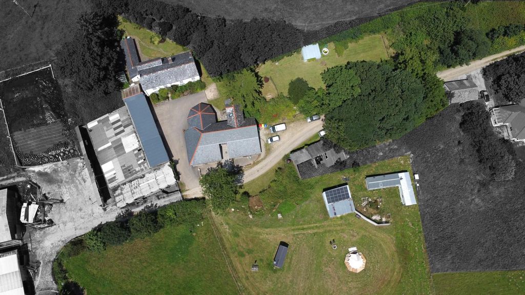 Property photo 3 of 49 Goutisland