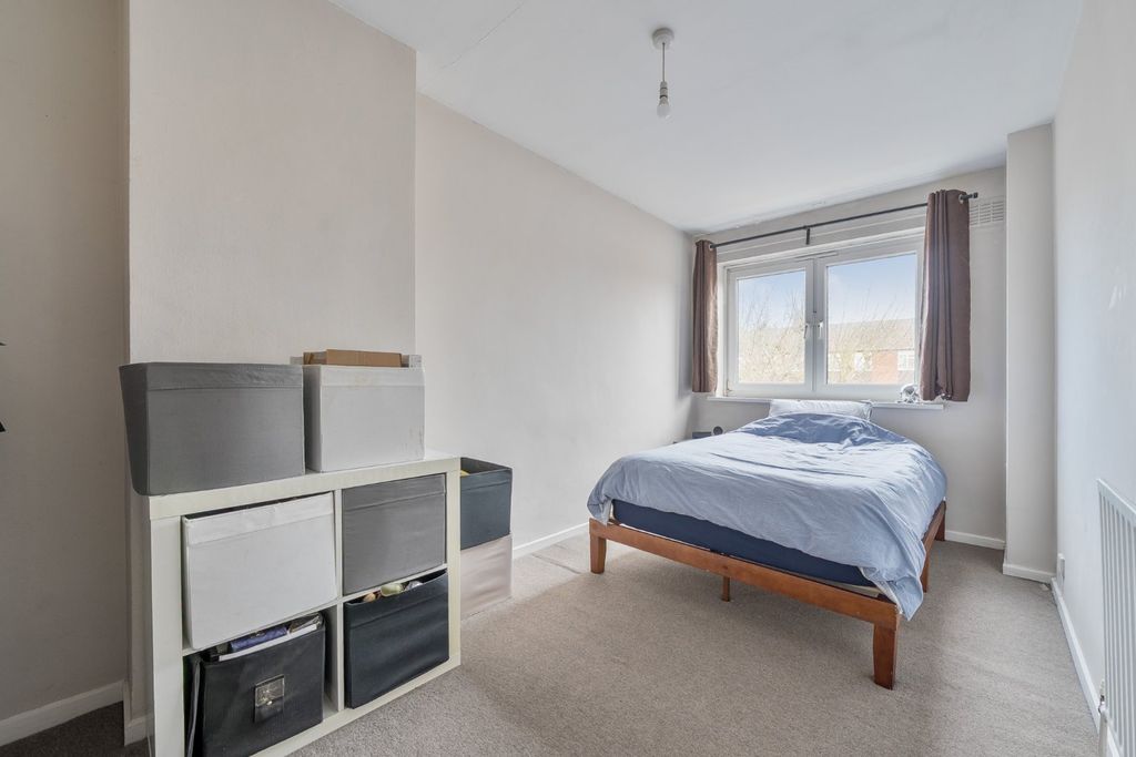 Property photo 3 of 14 Picture No. 01