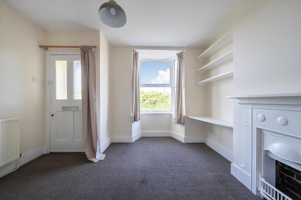 Property photo 3 of 20 Reception