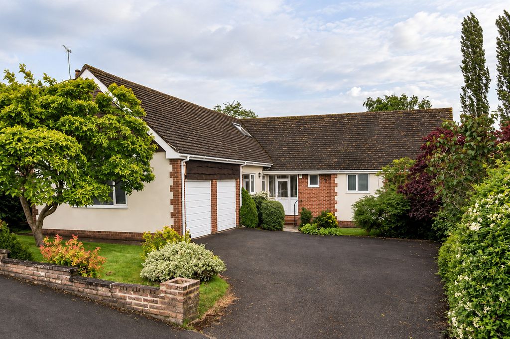 Property photo 1 of 39