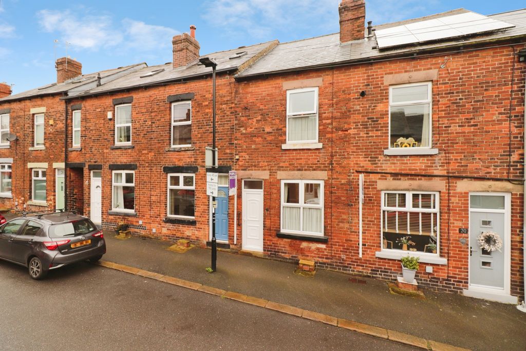 Property photo 2 of 14