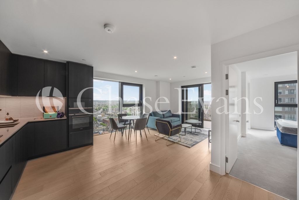 Property photo 1 of 15 Hawksbury Heights, P