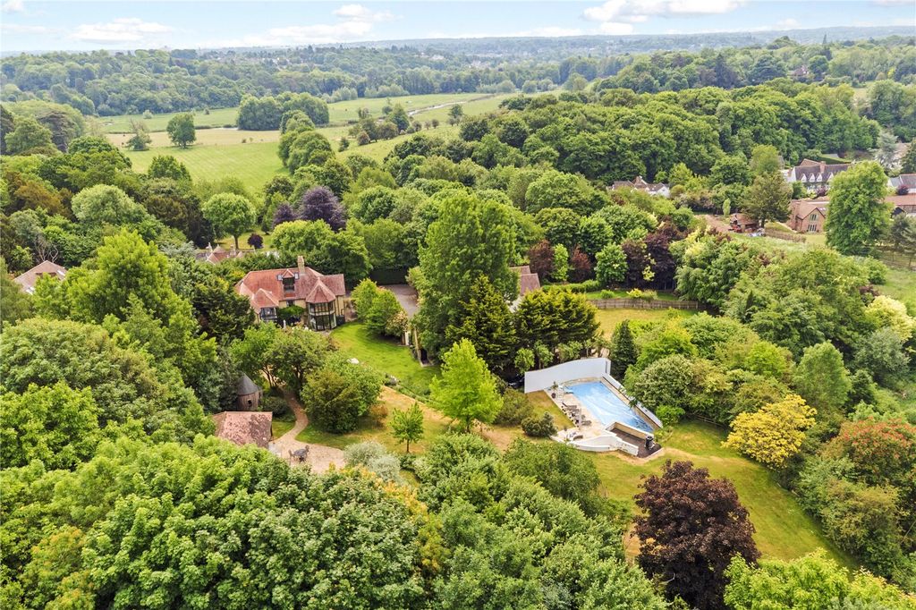 Property photo 1 of 33 Aerial
