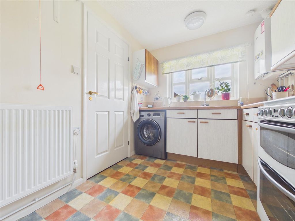 Property photo 3 of 10 Cam01407G0-Pr0114-Still001.Jpg